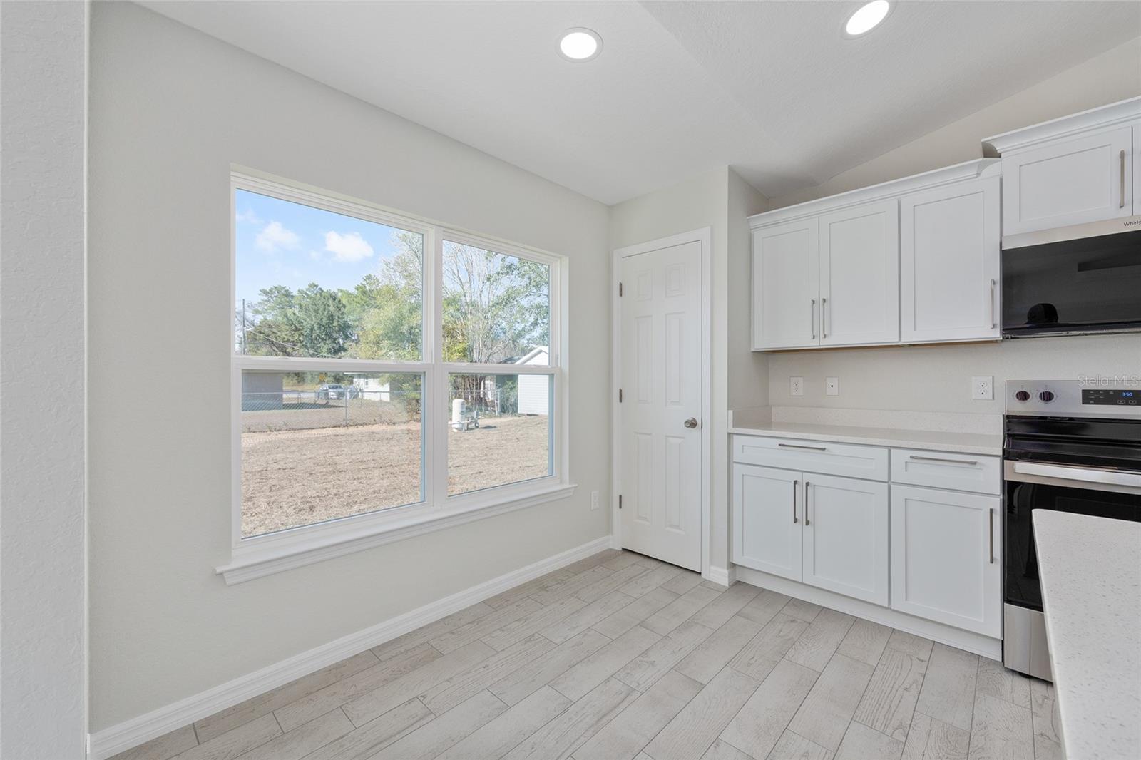 SILVER SPGS SHORES UN 19 - Residential