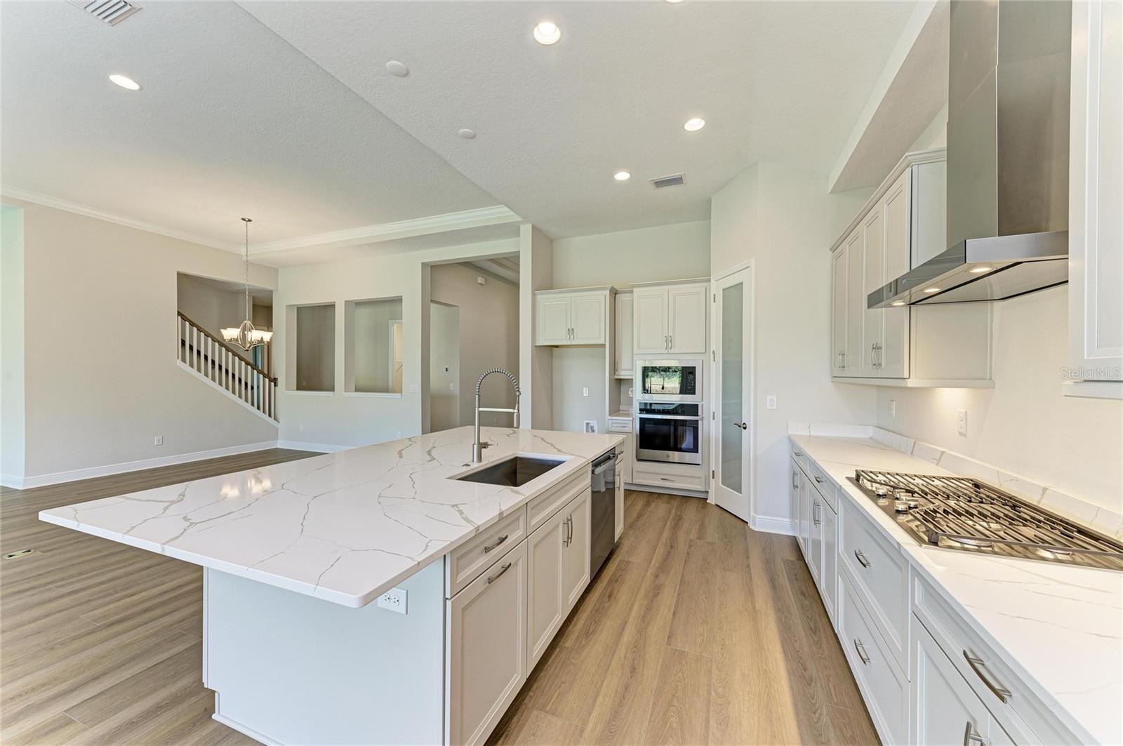 HAWKSTONE - Residential