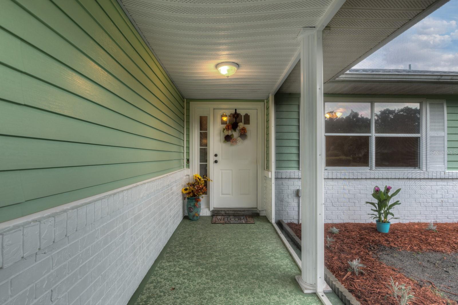 16 EASTER ROSS COURT