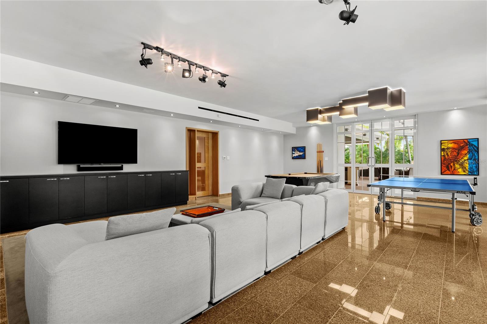 SAN PATRICIO URBANIZATION - Residential