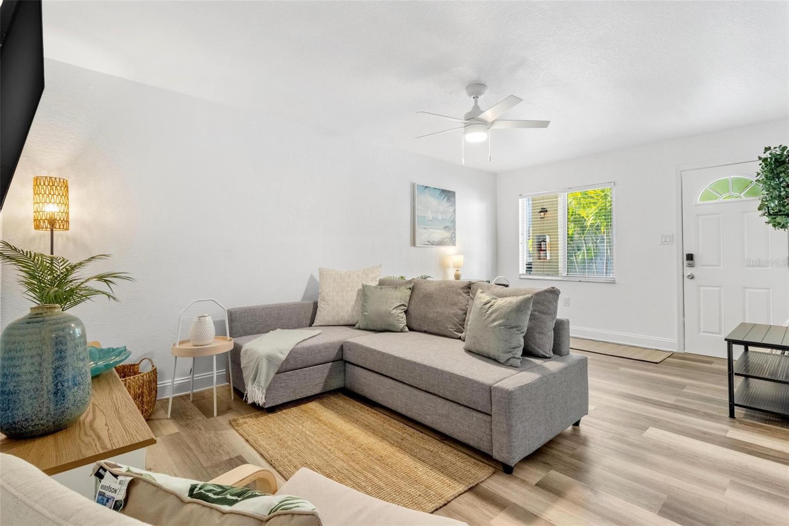 INDIAN OAKS CONDO - Residential Lease
