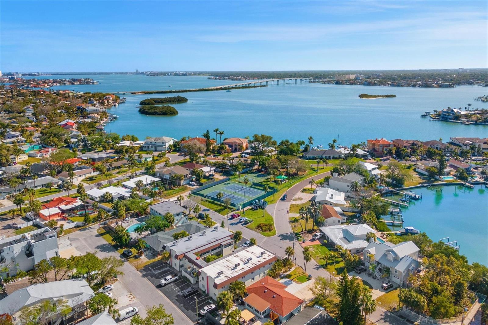 INDIAN OAKS CONDO - Residential Lease