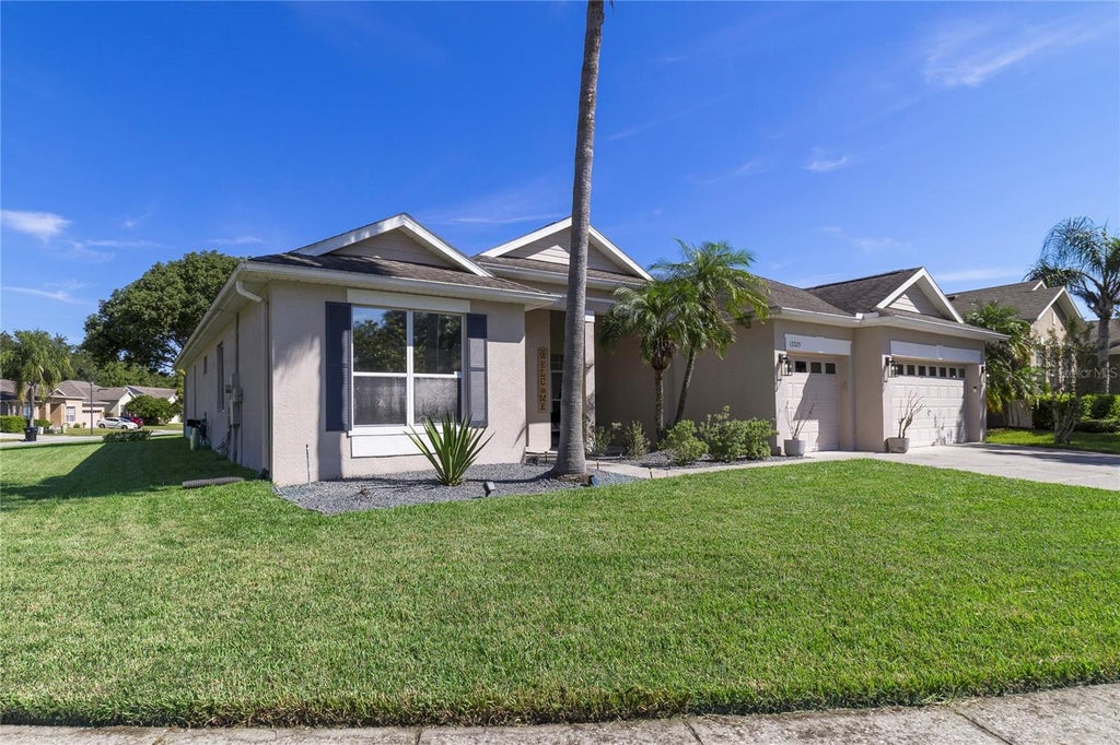 Photo of 13325 Old Dock Road, Orlando, FL 32828 (MLS # O6446315)