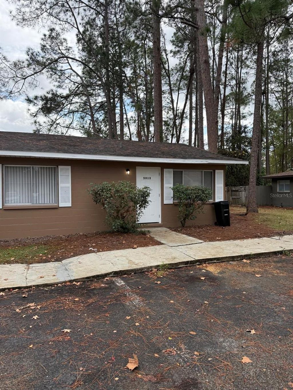 Photo of 5913 NW 23rd Terrace, Gainesville, FL 32653 (MLS # O6366054)
