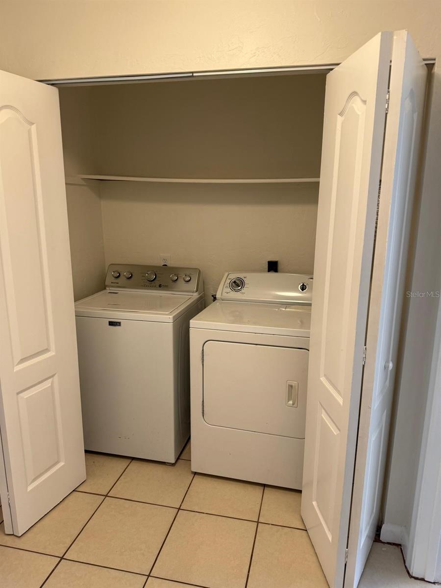 PINERIDGE II - Residential Lease