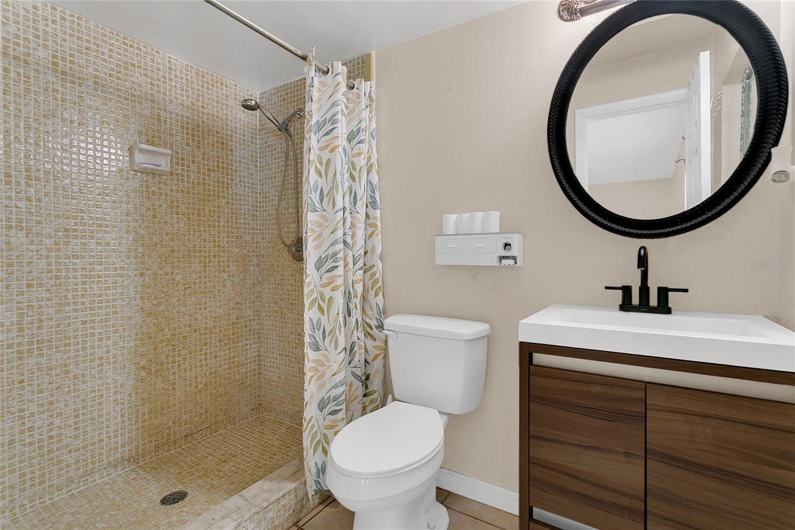 VILLAGES A CONDO - Residential