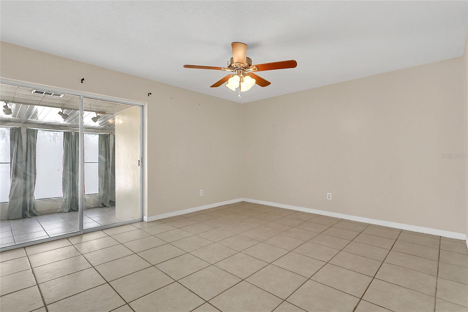 VILLAGES A CONDO - Residential