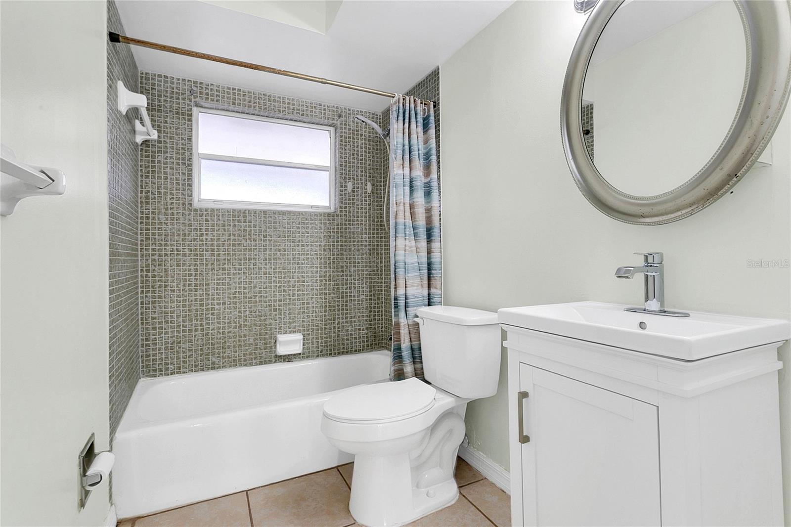 VILLAGES A CONDO - Residential