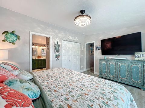 Tiny photo for 2550 N Comanche Point, Crystal River, FL 34429 (MLS # TB8419399)