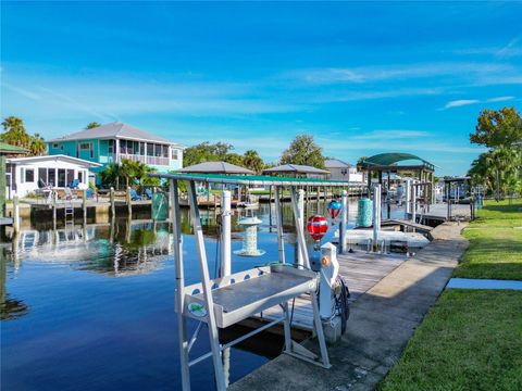 Tiny photo for 2550 N Comanche Point, Crystal River, FL 34429 (MLS # TB8419399)