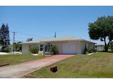 A home in PUNTA GORDA