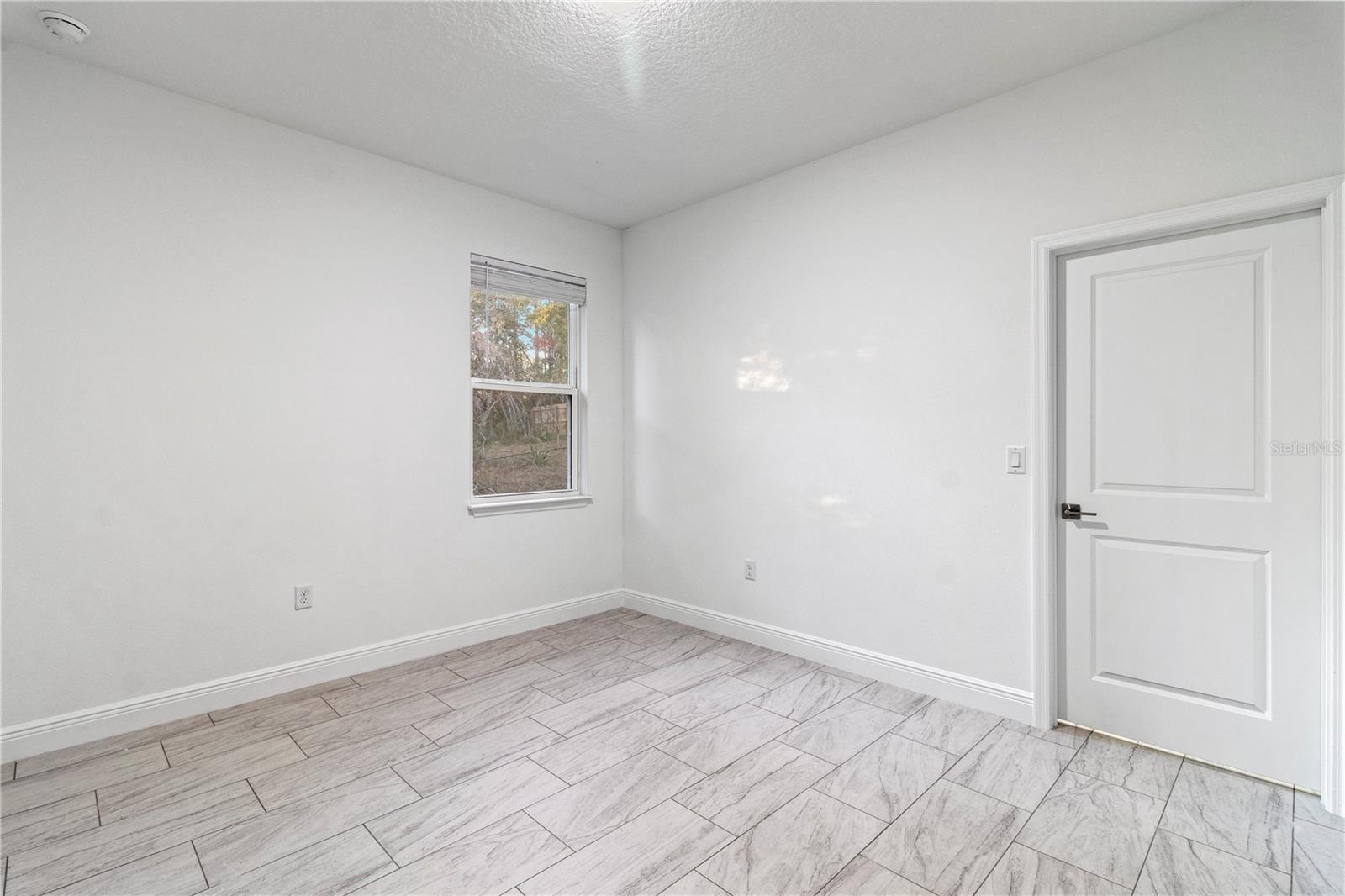 CITRUS SPGS UNIT 27 - Residential