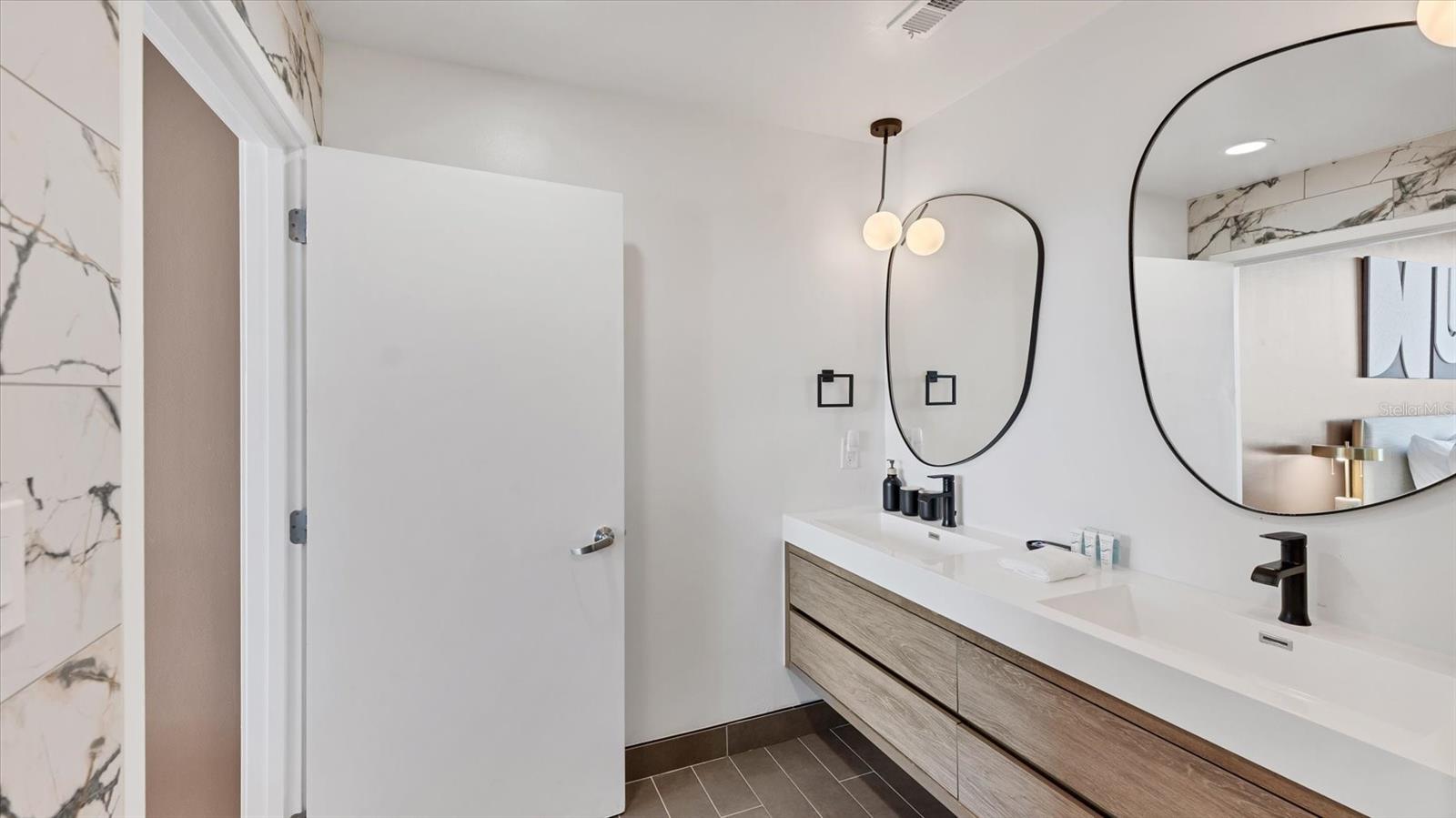 JACKSON - Residential