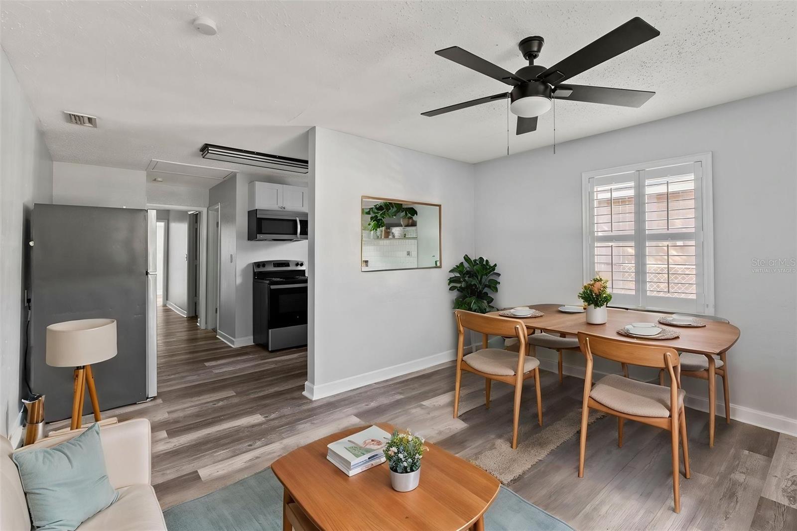 EAST ROSELAWN - Residential Income
