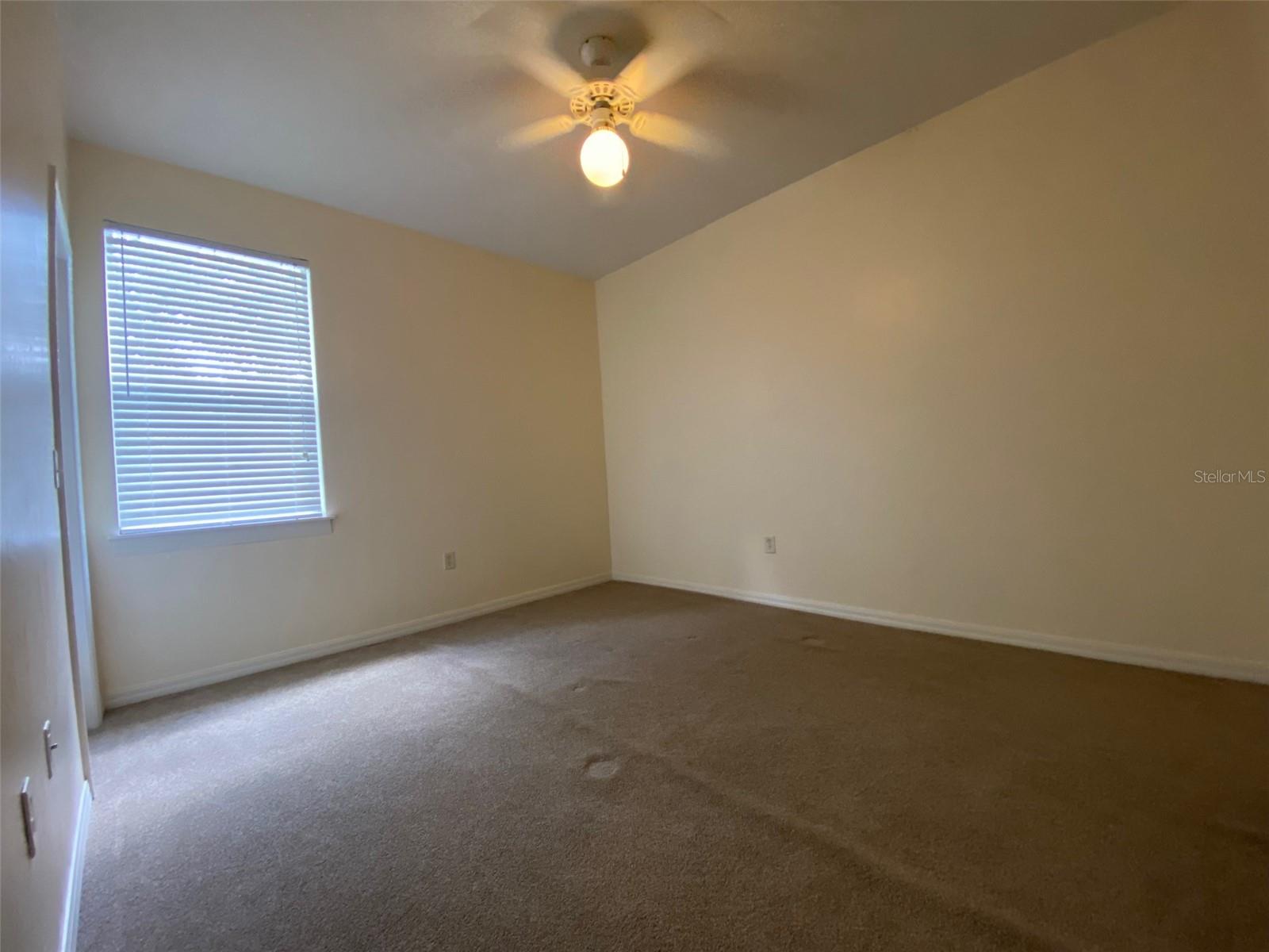 Photo 8 of 19 of 13200 W NEWBERRY ROAD f-29 condo