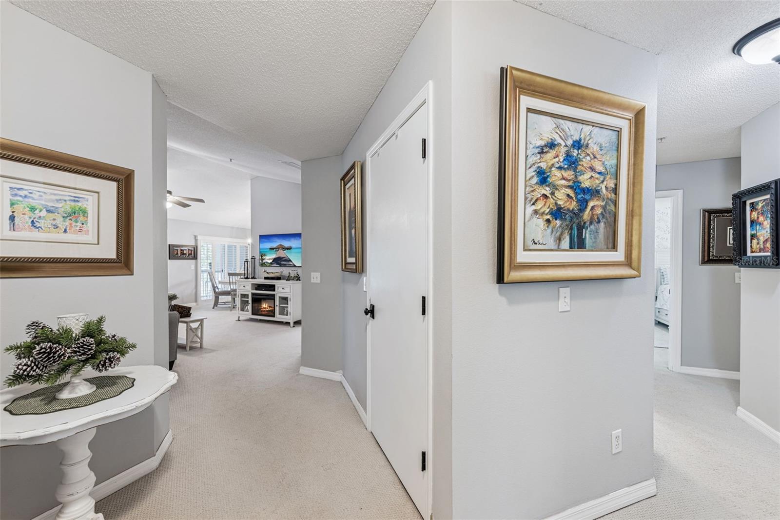 COACH HOMES AT ERROL CONDO PH1-10 - Residential