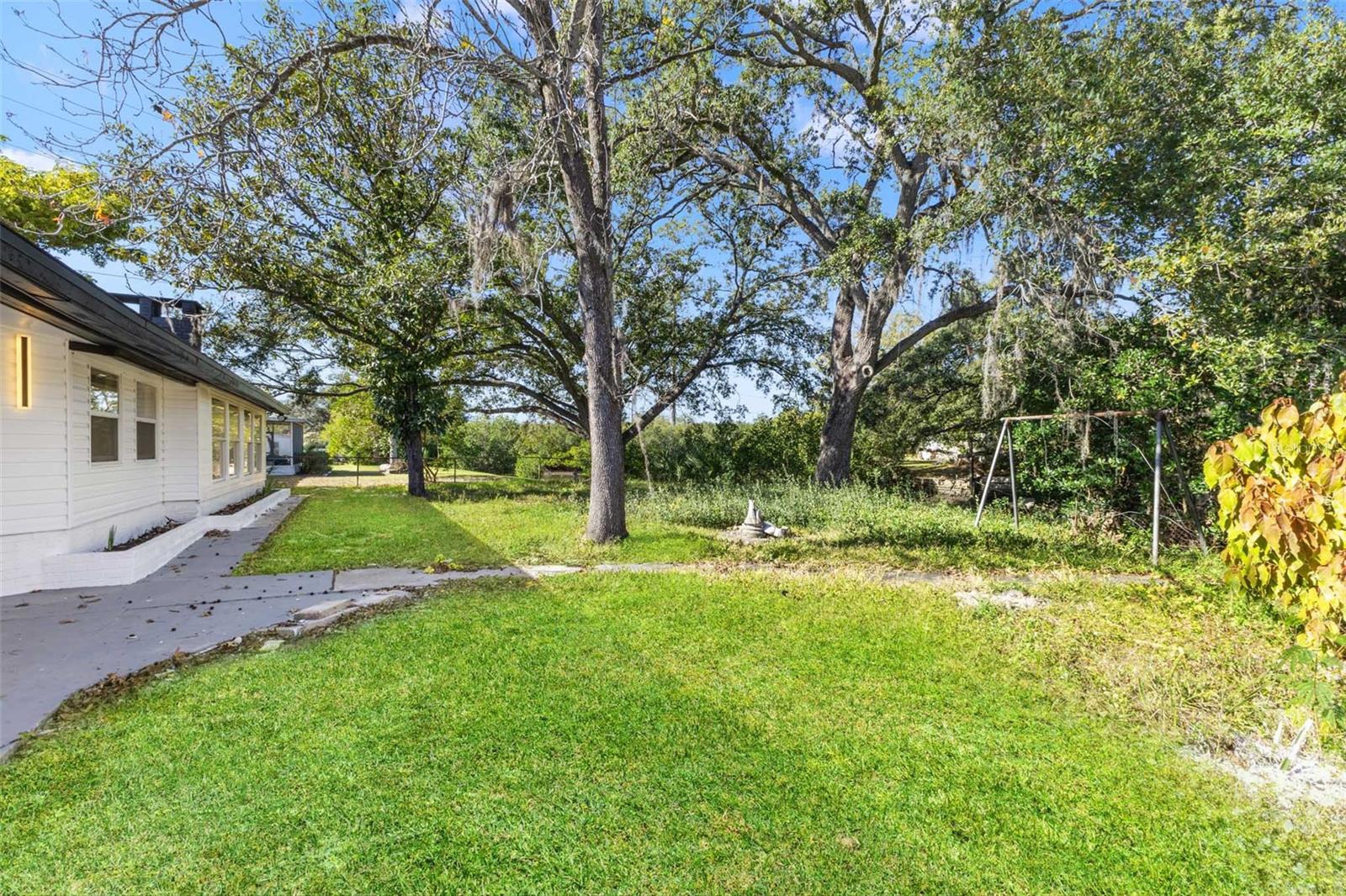 CAUSEWAY BLVD SUB 2 - Residential Lease