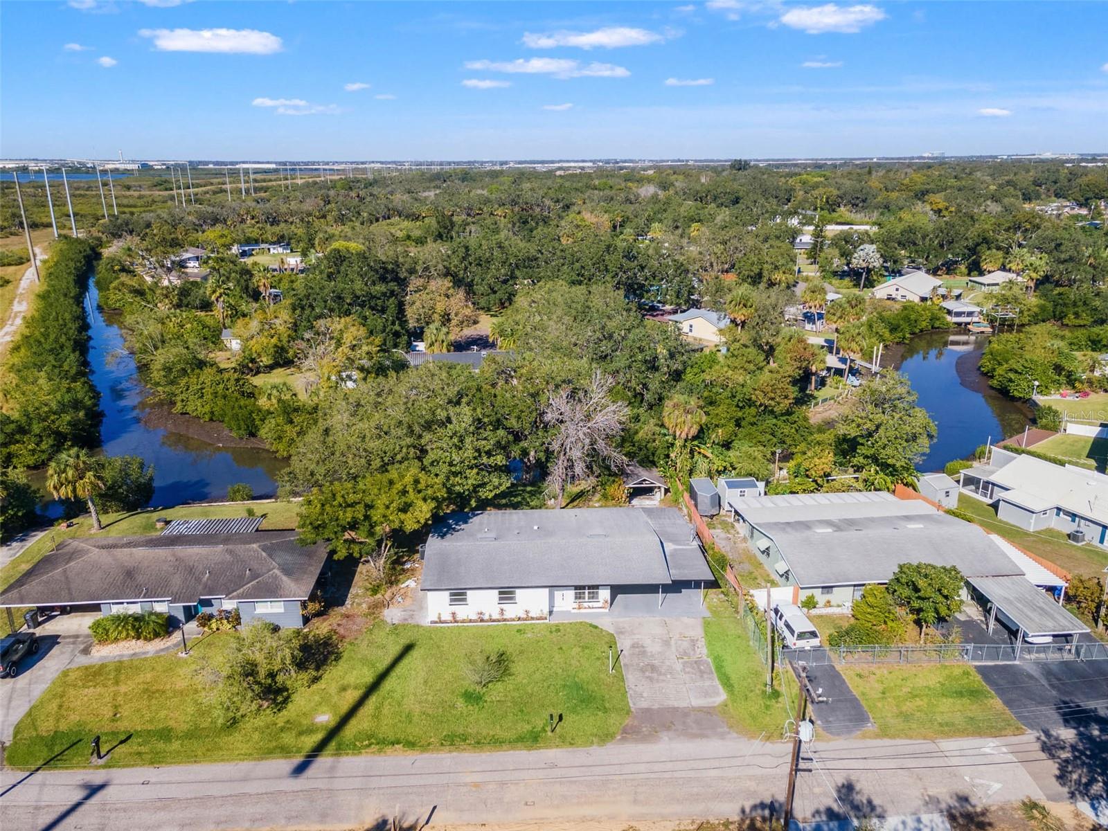 CAUSEWAY BLVD SUB 2 - Residential Lease