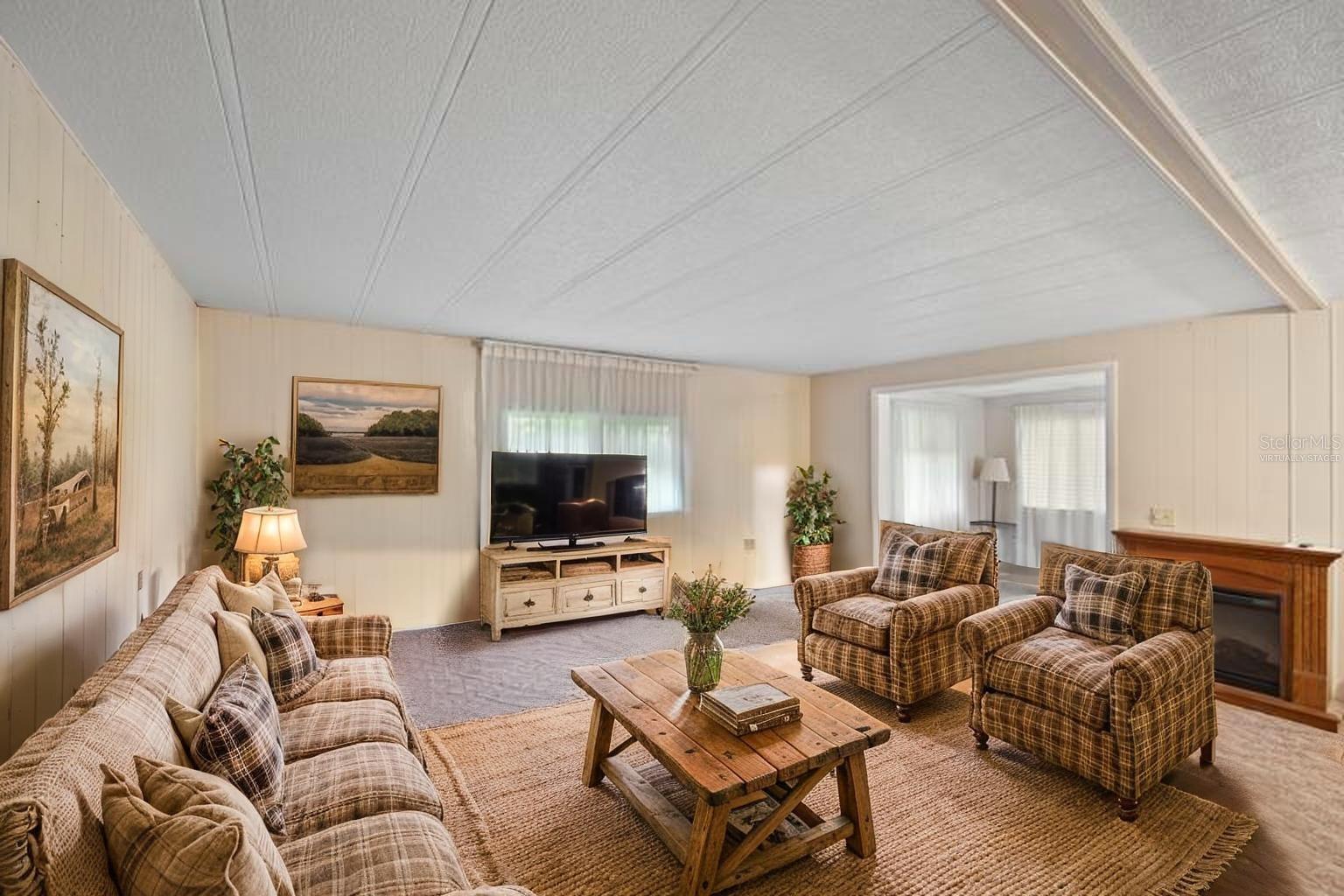 BRIAR CREEK MOBILE HOME COMMUNITY I CONDO - Residential