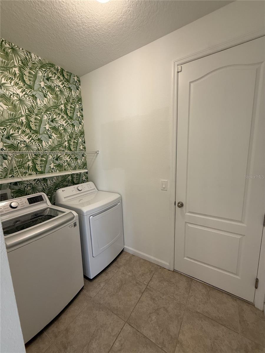 ESTATES OF WESTERLY - Residential Lease