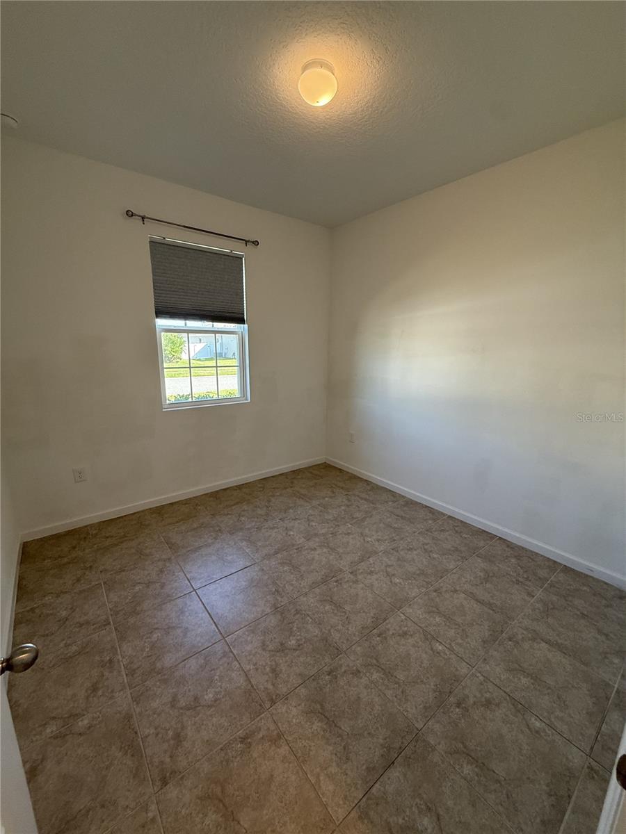 ESTATES OF WESTERLY - Residential Lease
