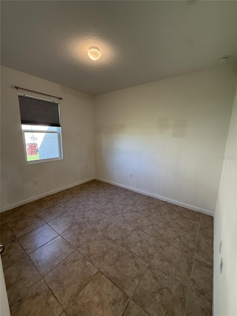 ESTATES OF WESTERLY - Residential Lease