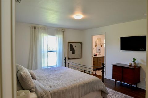 A home in PUNTA GORDA