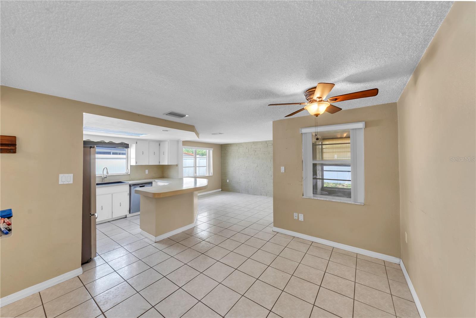 HOLIDAY LAKE ESTATES - Residential