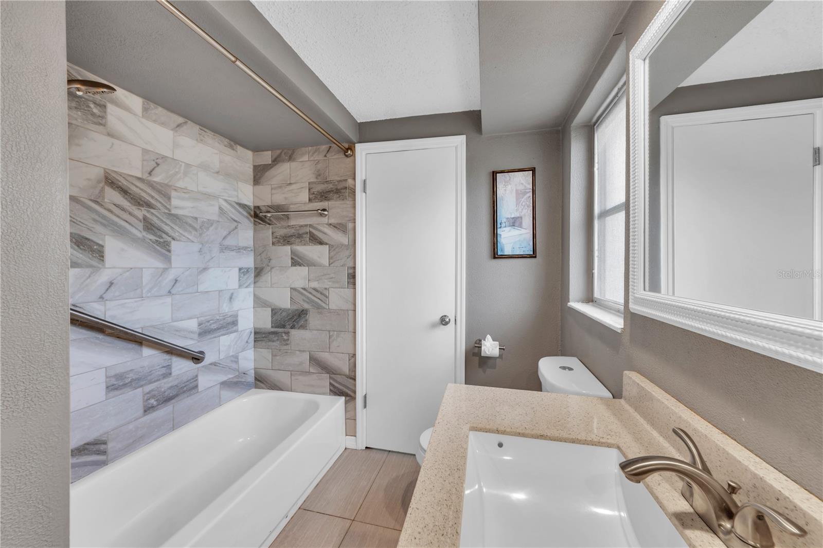 HOLIDAY LAKE ESTATES - Residential