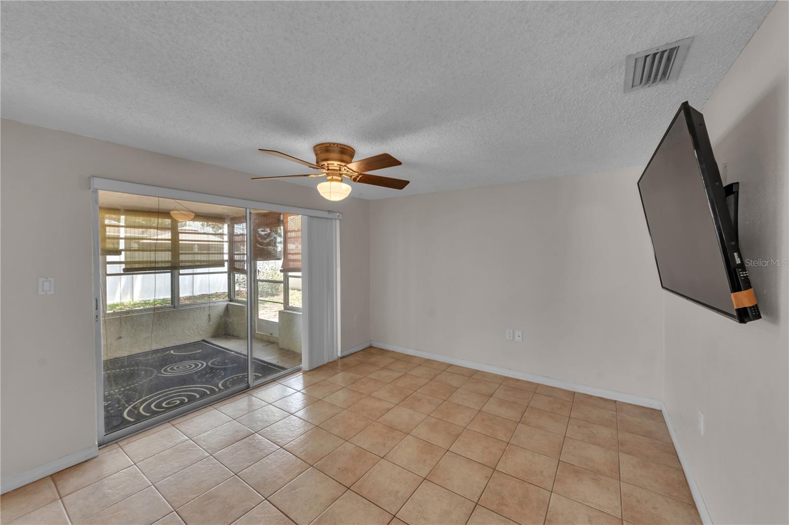 HOLIDAY LAKE ESTATES - Residential