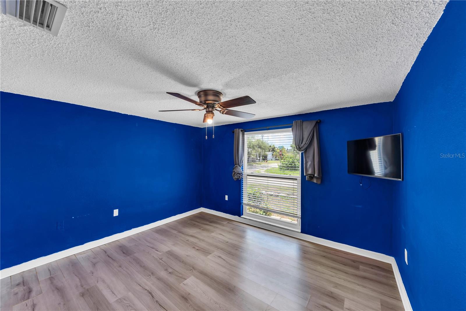 HOLIDAY LAKE ESTATES - Residential