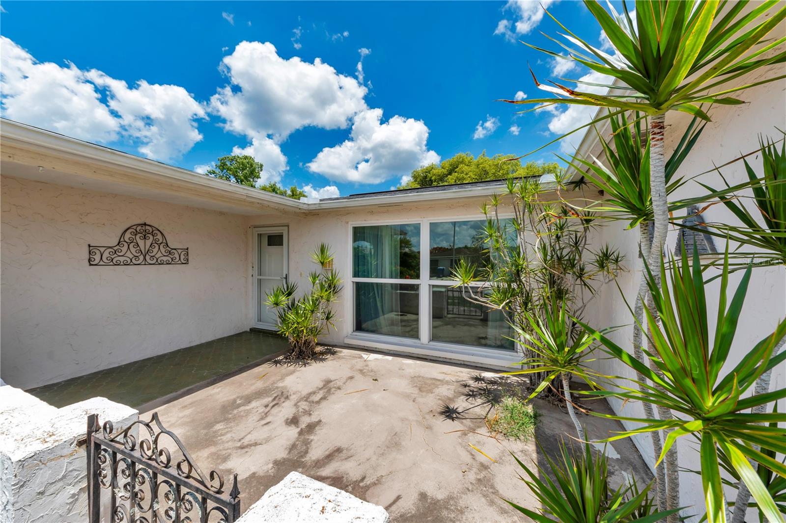 HOLIDAY LAKE ESTATES - Residential