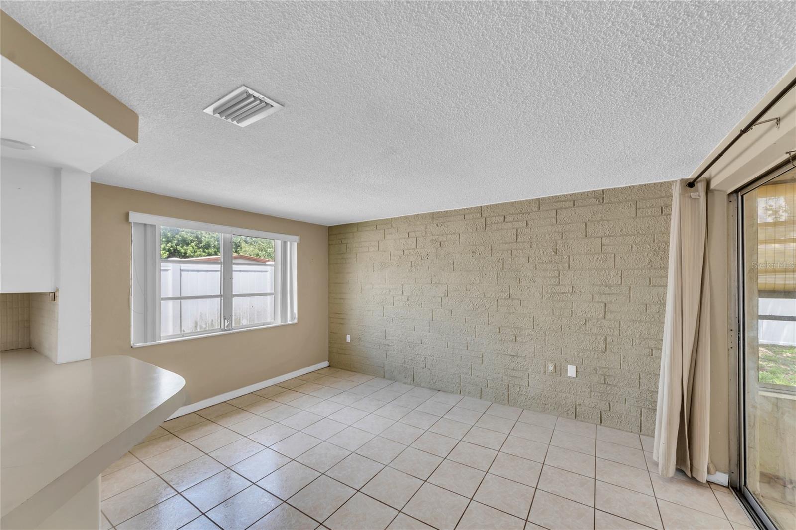 HOLIDAY LAKE ESTATES - Residential