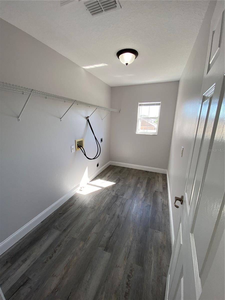 BELLA TOSCANA - Residential