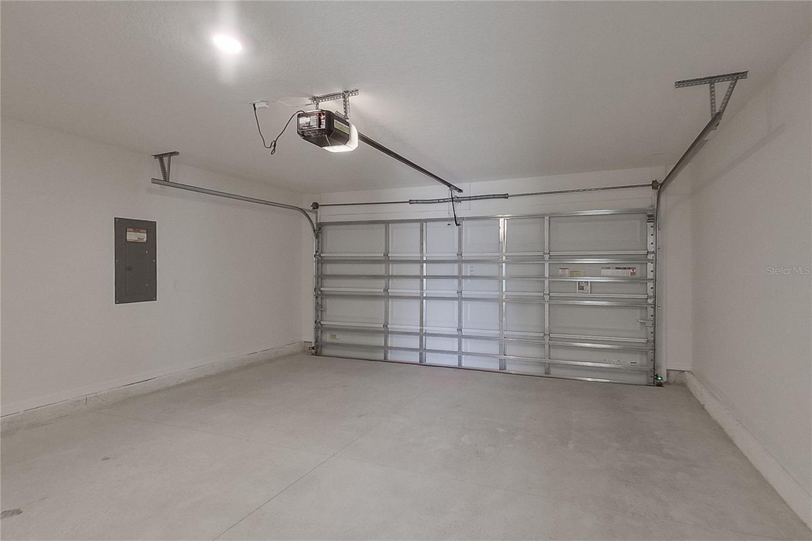 OCALA CROSSINGS - Residential Lease