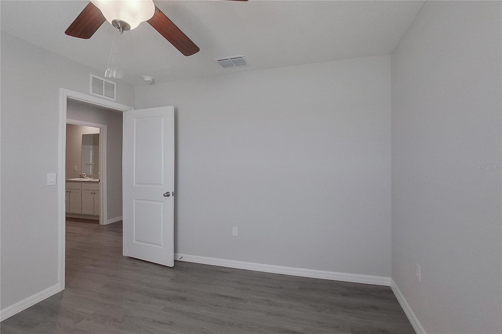 OCALA CROSSINGS - Residential Lease