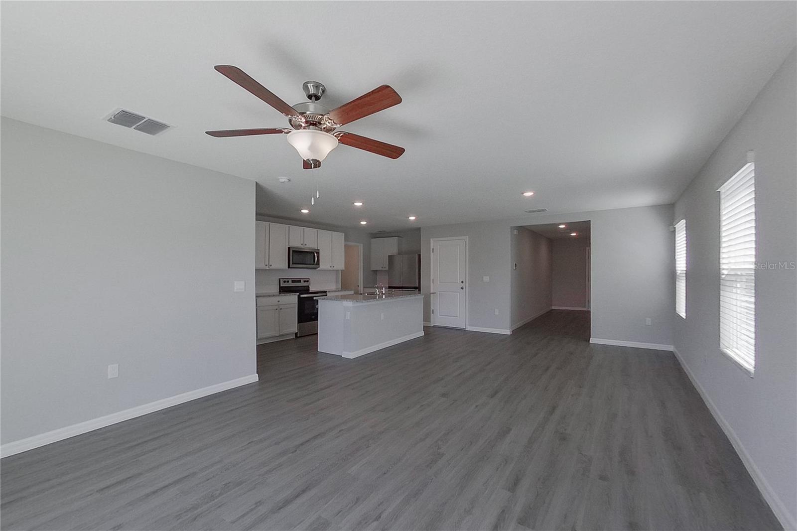 OCALA CROSSINGS - Residential Lease