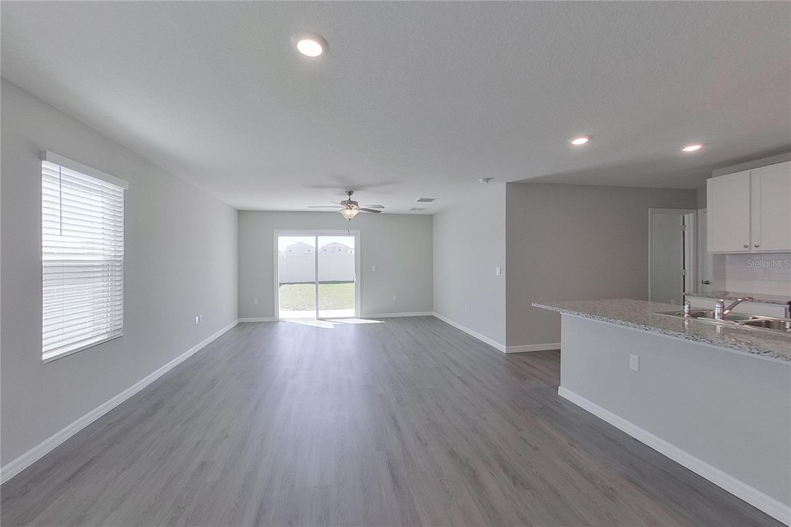 OCALA CROSSINGS - Residential Lease
