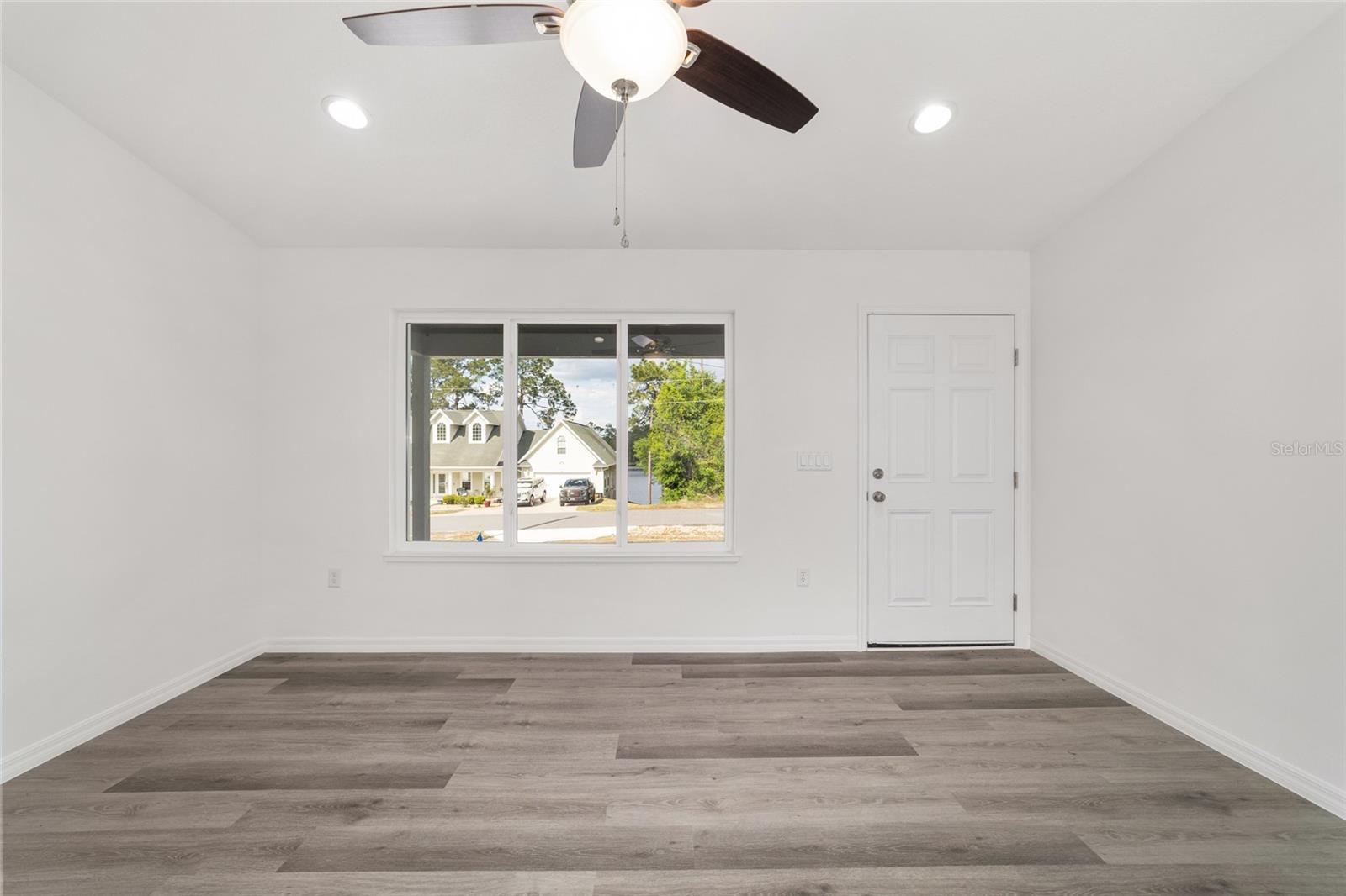 TRAILS EAST - Residential