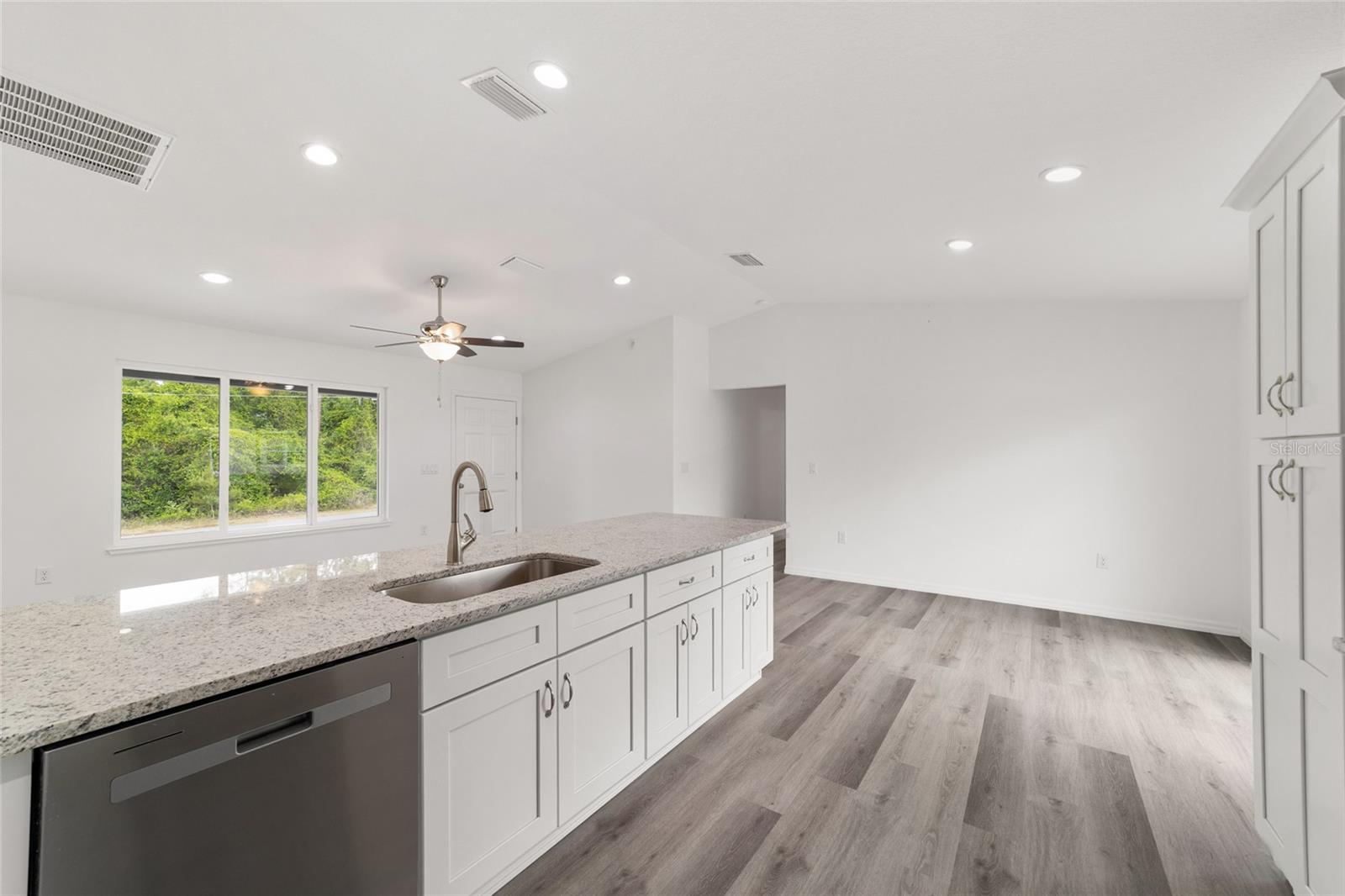TRAILS EAST - Residential