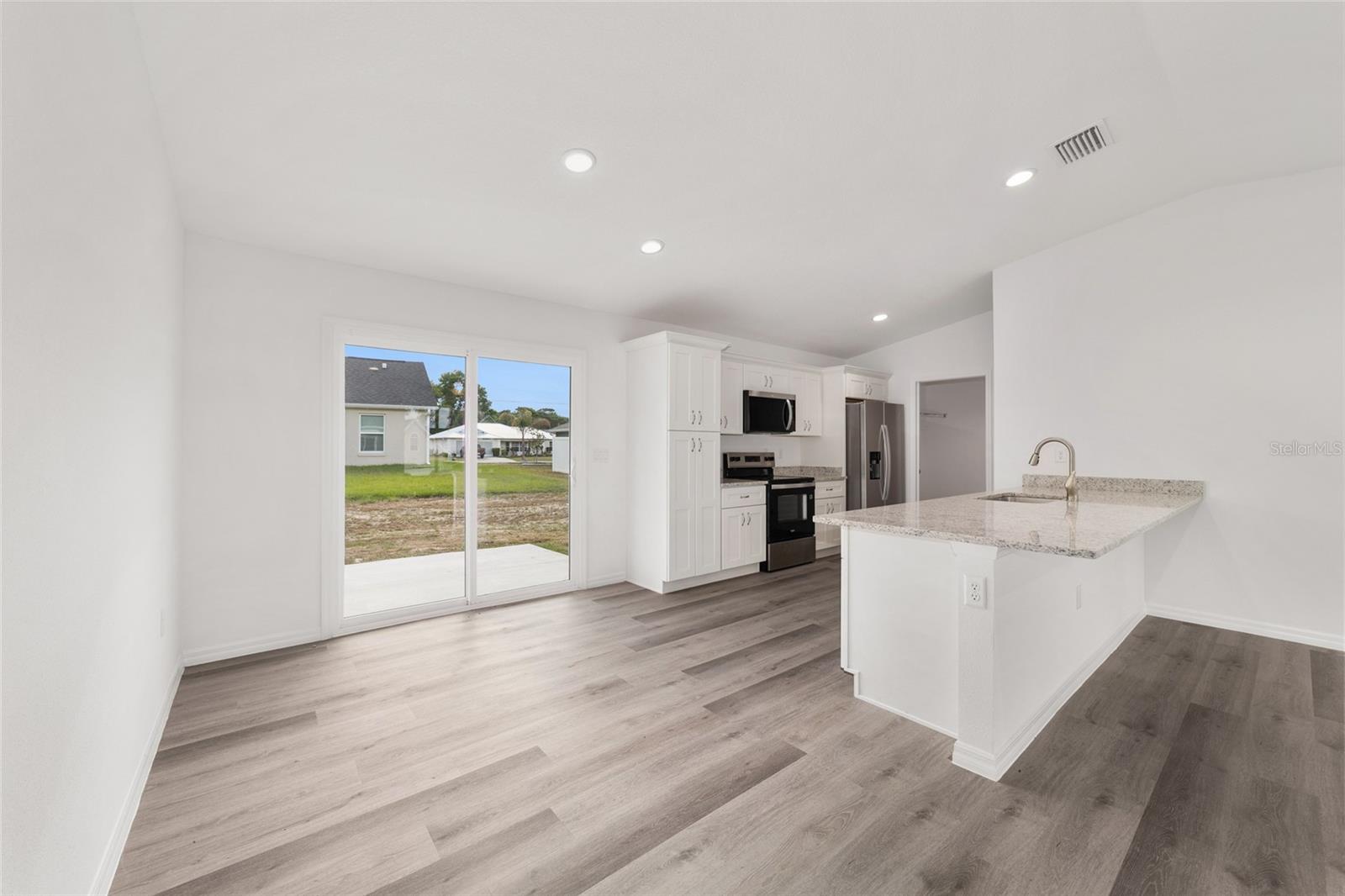 TRAILS EAST - Residential
