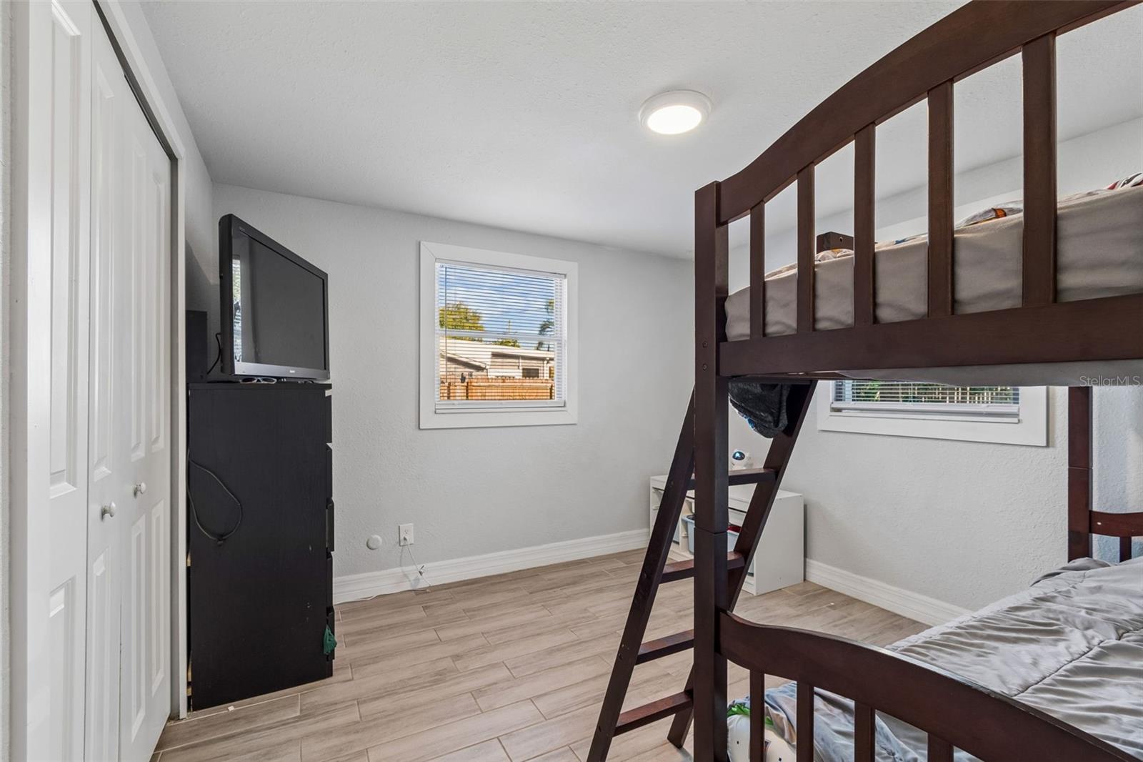 BAYOU MANOR 1ST ADD - Residential