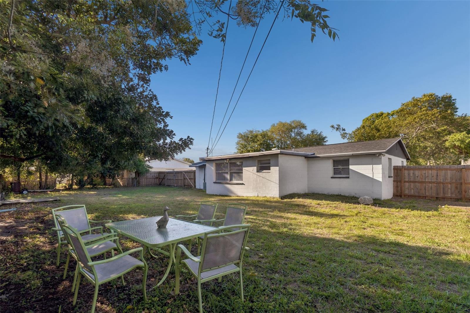 BAYOU MANOR 1ST ADD - Residential