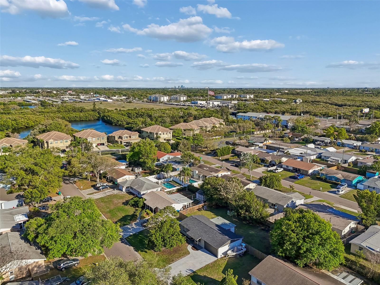 BAYOU MANOR 1ST ADD - Residential
