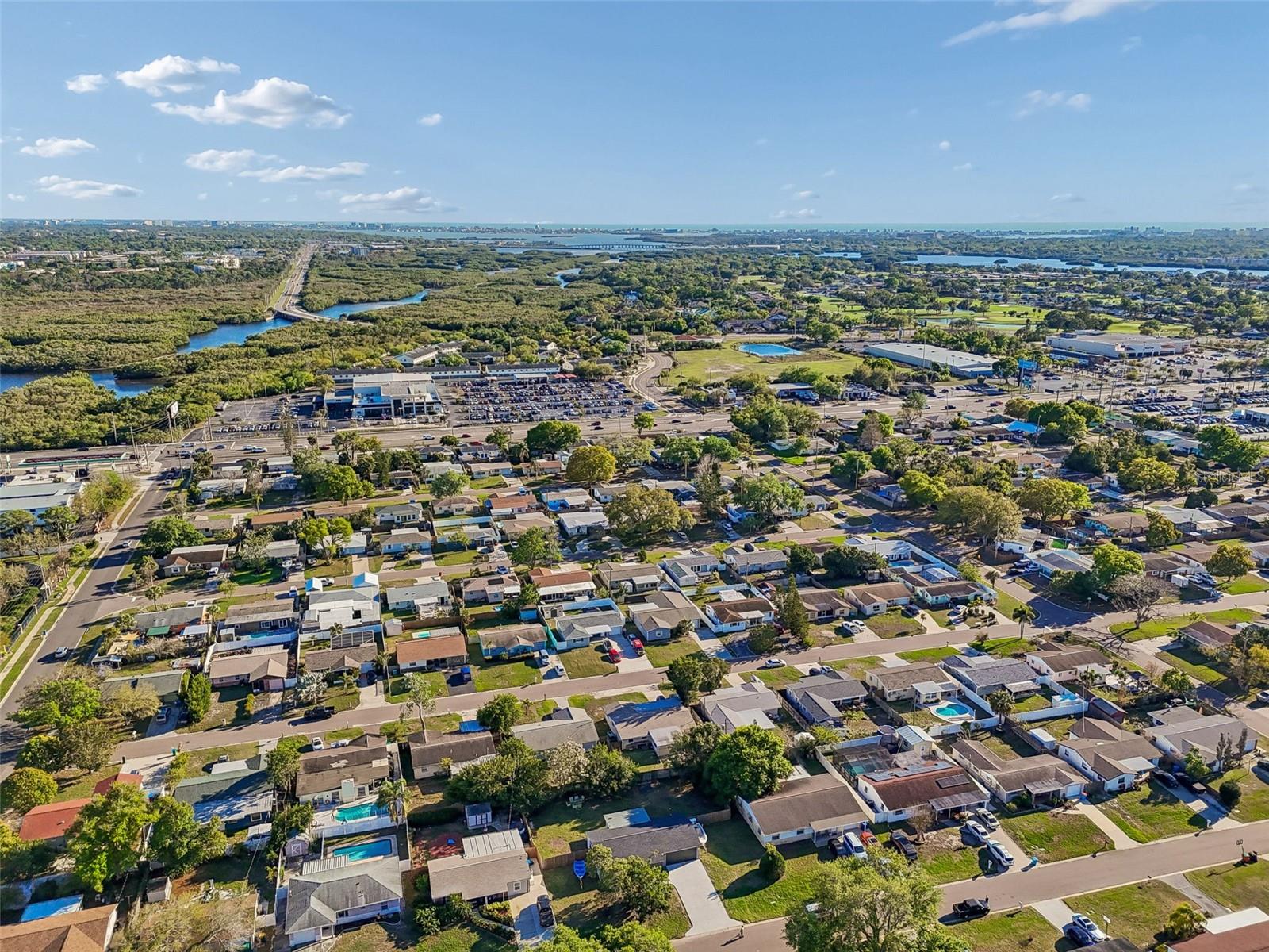 BAYOU MANOR 1ST ADD - Residential