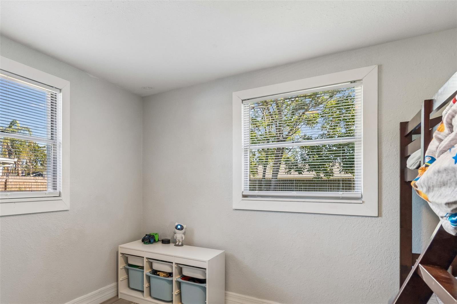 BAYOU MANOR 1ST ADD - Residential