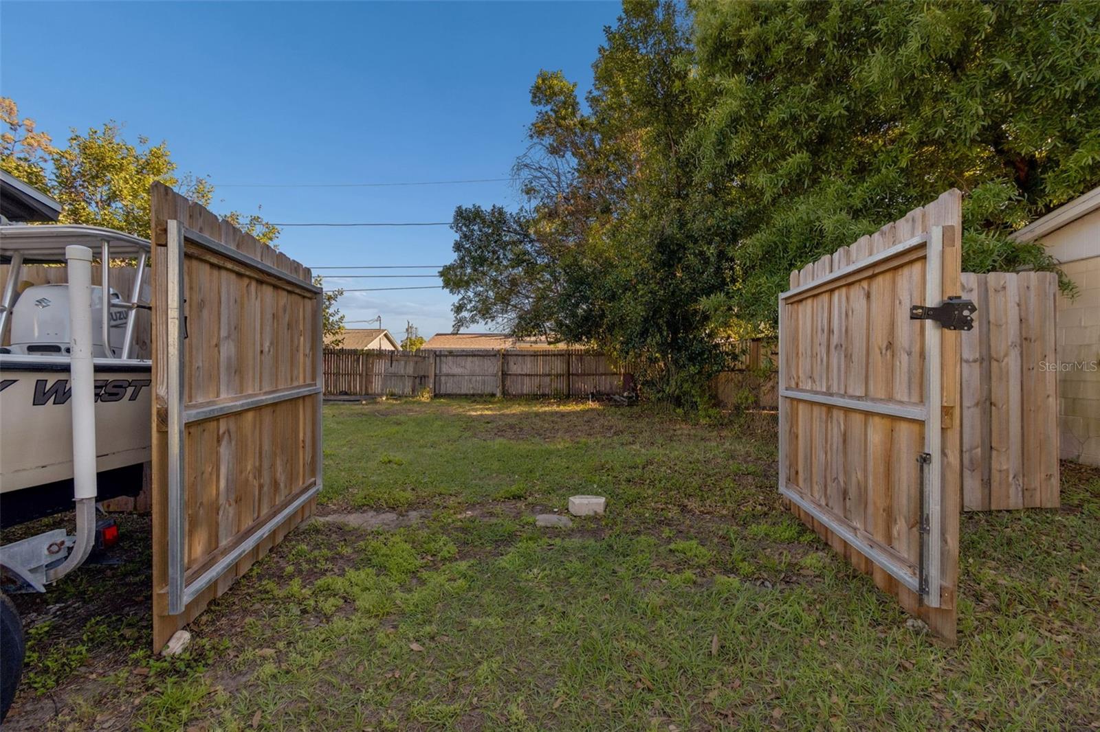 BAYOU MANOR 1ST ADD - Residential