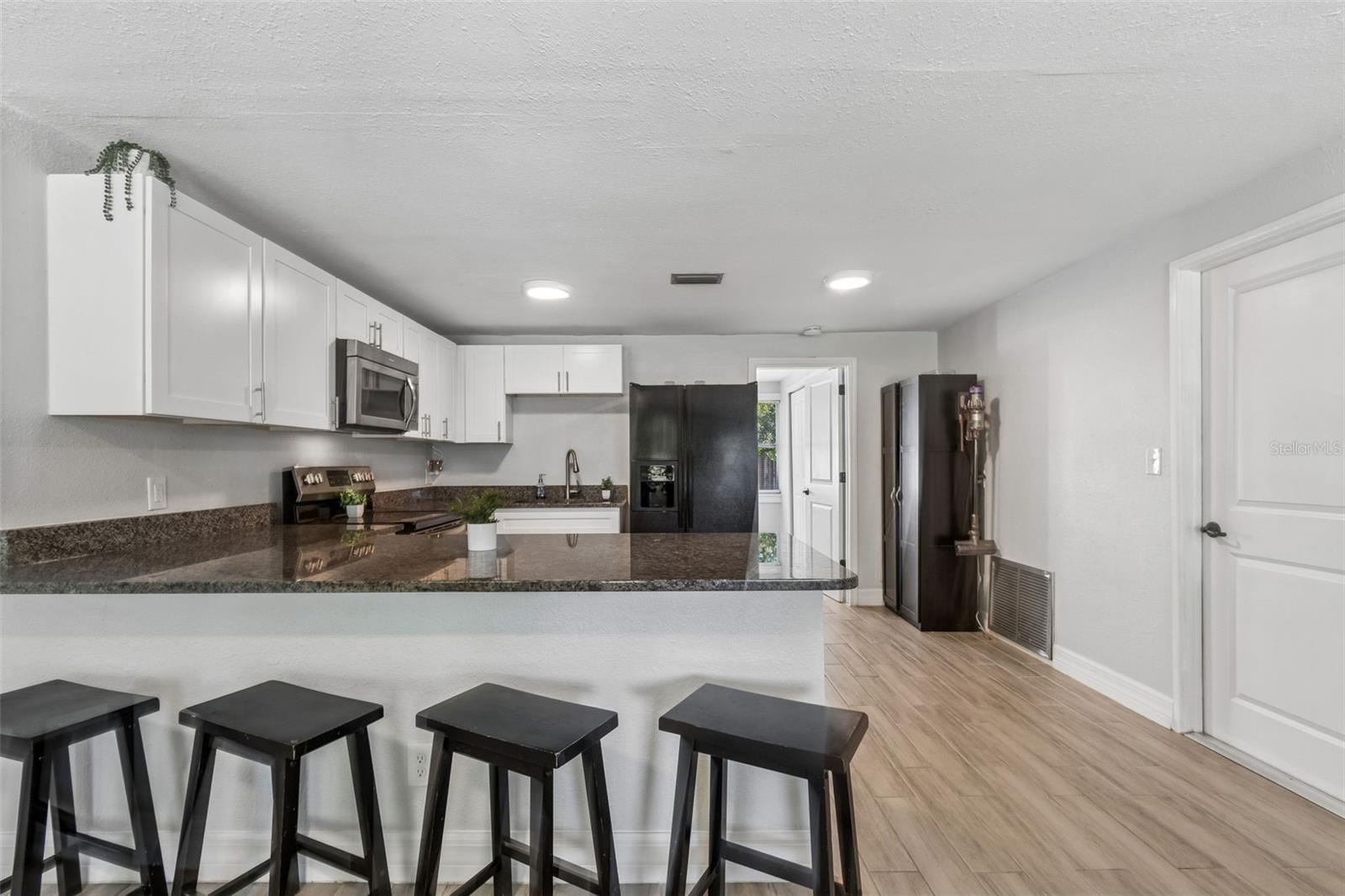 BAYOU MANOR 1ST ADD - Residential