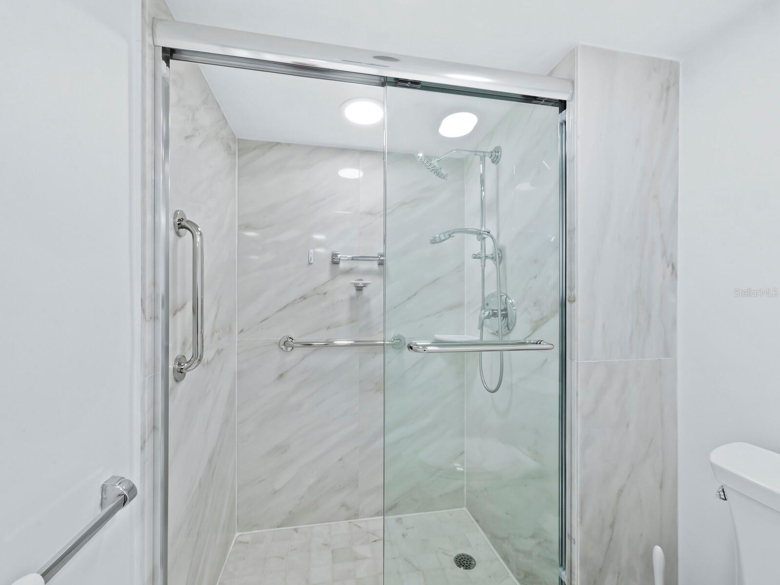 BEACHES OF LONGBOAT KEY PH-1 - Residential