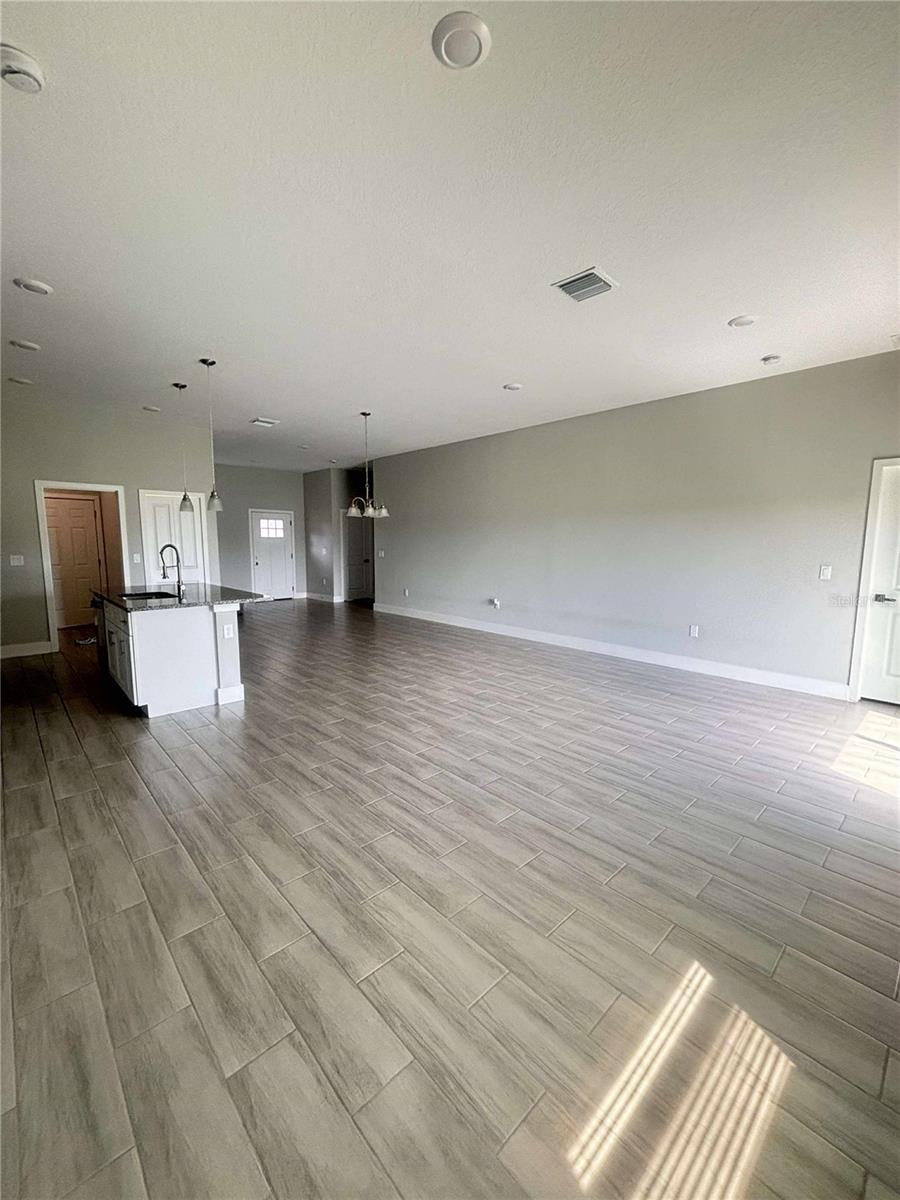 ROTONDA SANDS - Residential Lease